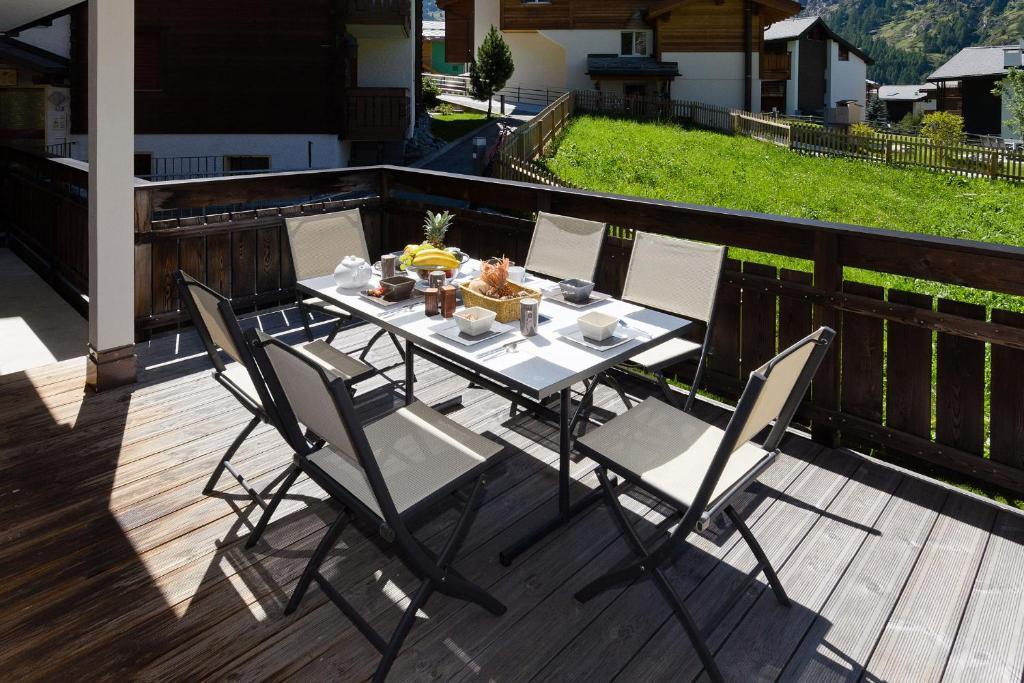 Casa Della Vita By Zermatt Premium Apartments Room photo